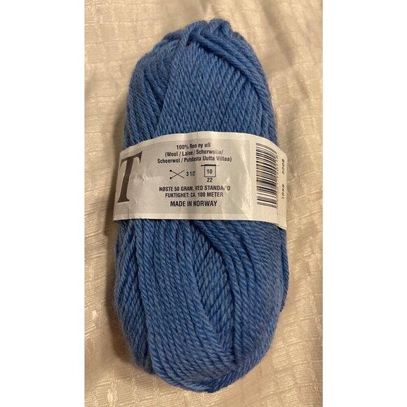 1 Skein Sandnes Garn Smart Superwash Norway DK Wt. 1.76 oz - 1099 3209 Blue - Picture 4 of 6